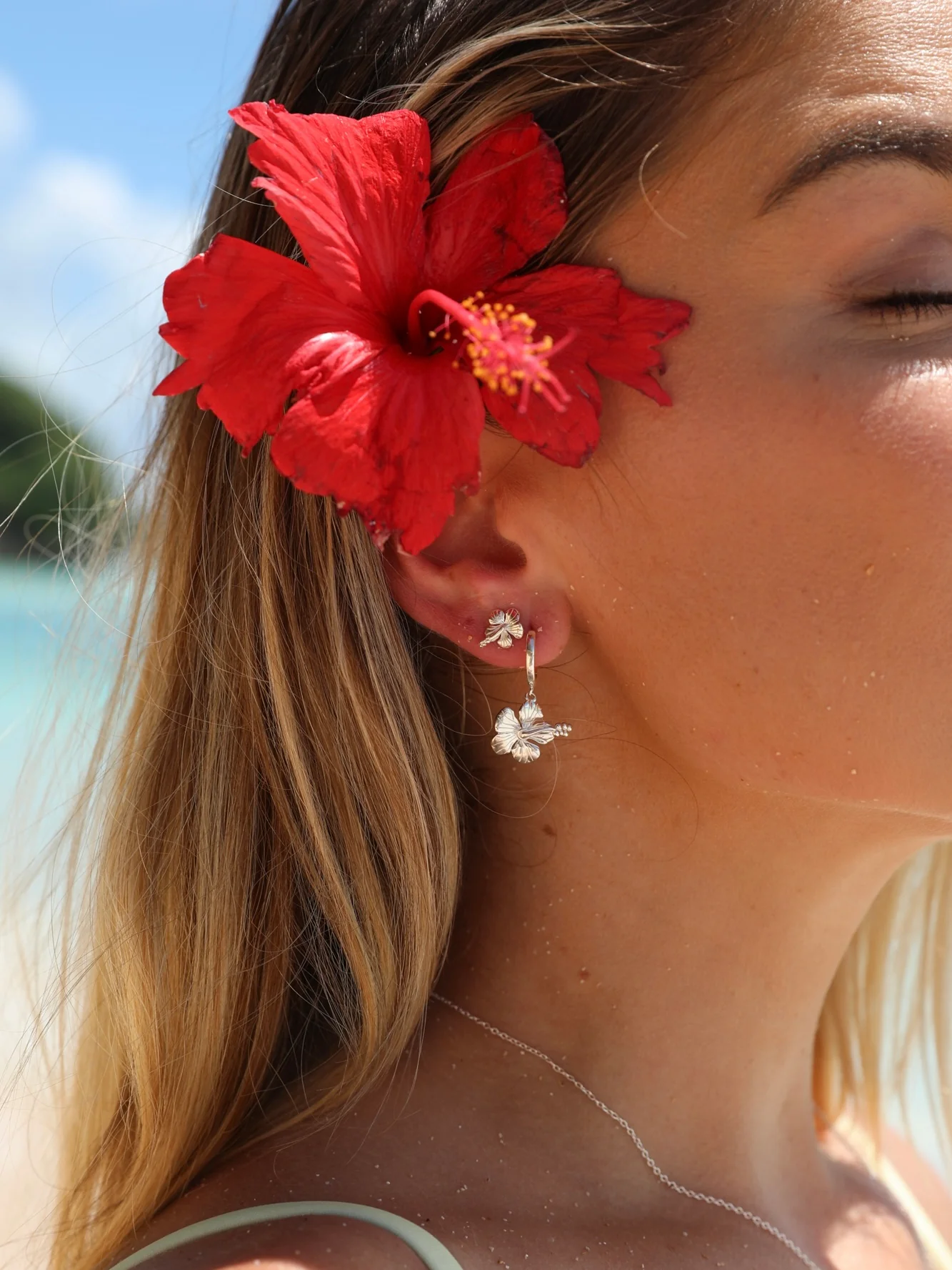 Hibiscus Studs Sterling Silver - Image 4